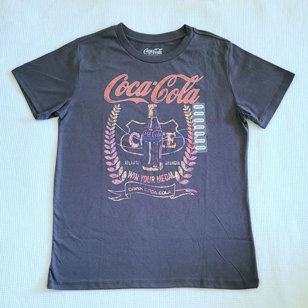 Grayson Threads🧵 Coca-Cola🥤 Graphic Tee👕 - NWT